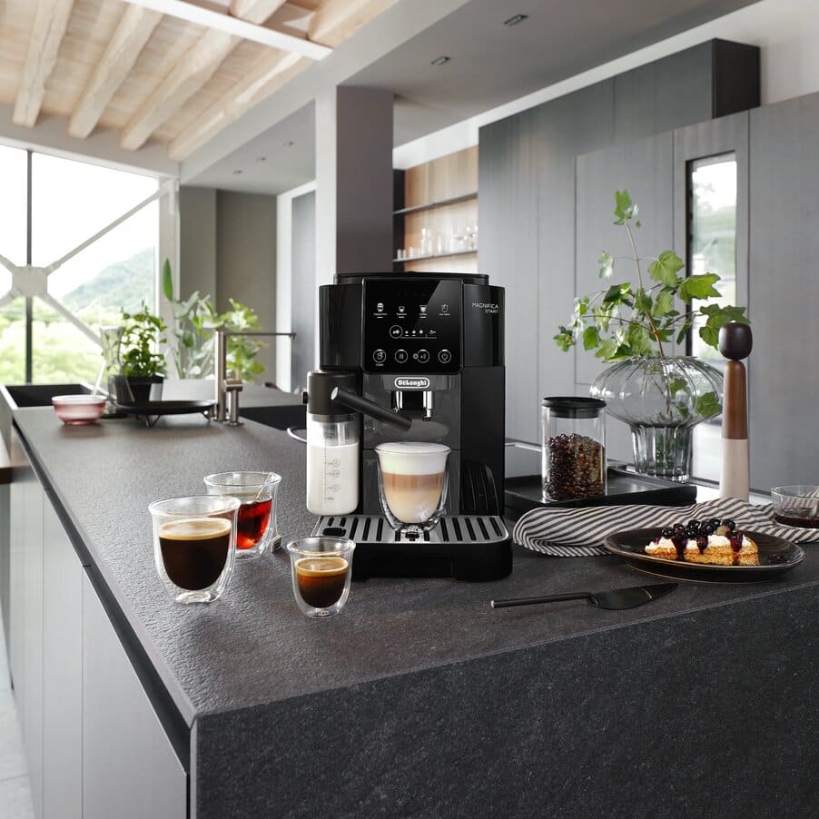 De’Longhi Magnifica Start Automatic Coffee Maker with LatteCrema Hot, Black - ECAM222.60.BG thumbnail 2