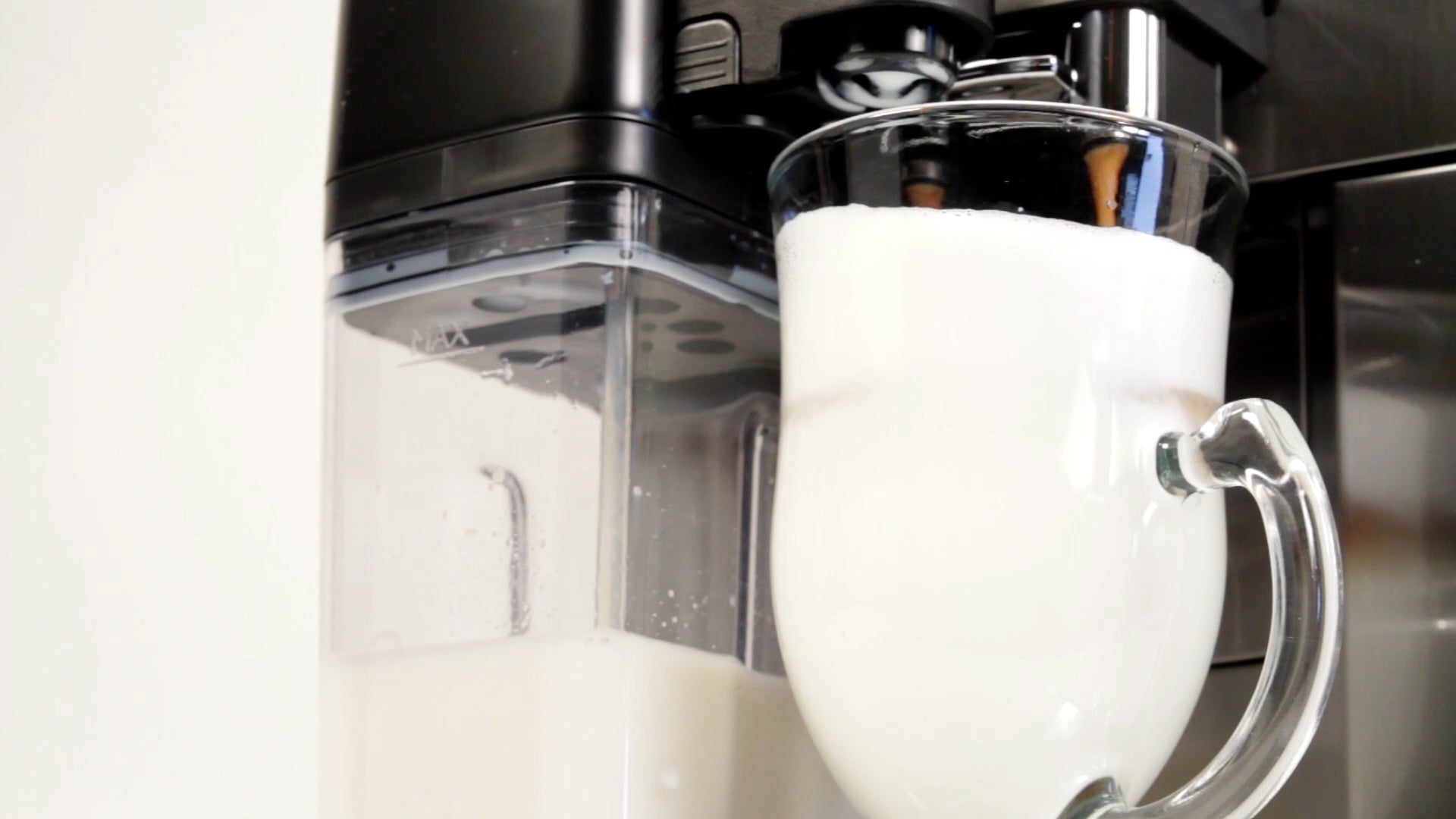 Gaggia Anima Prestige Super-Automatic Espresso Machine – One-Touch Cappuccino & Latte Macchiato, Stainless Steel thumbnail 8