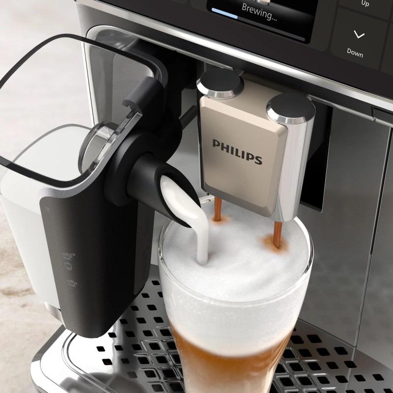 Philips 5500 LATTEGO + ICED COFFEE Silent Brew Coffee Machine EP5544/9 thumbnail 4